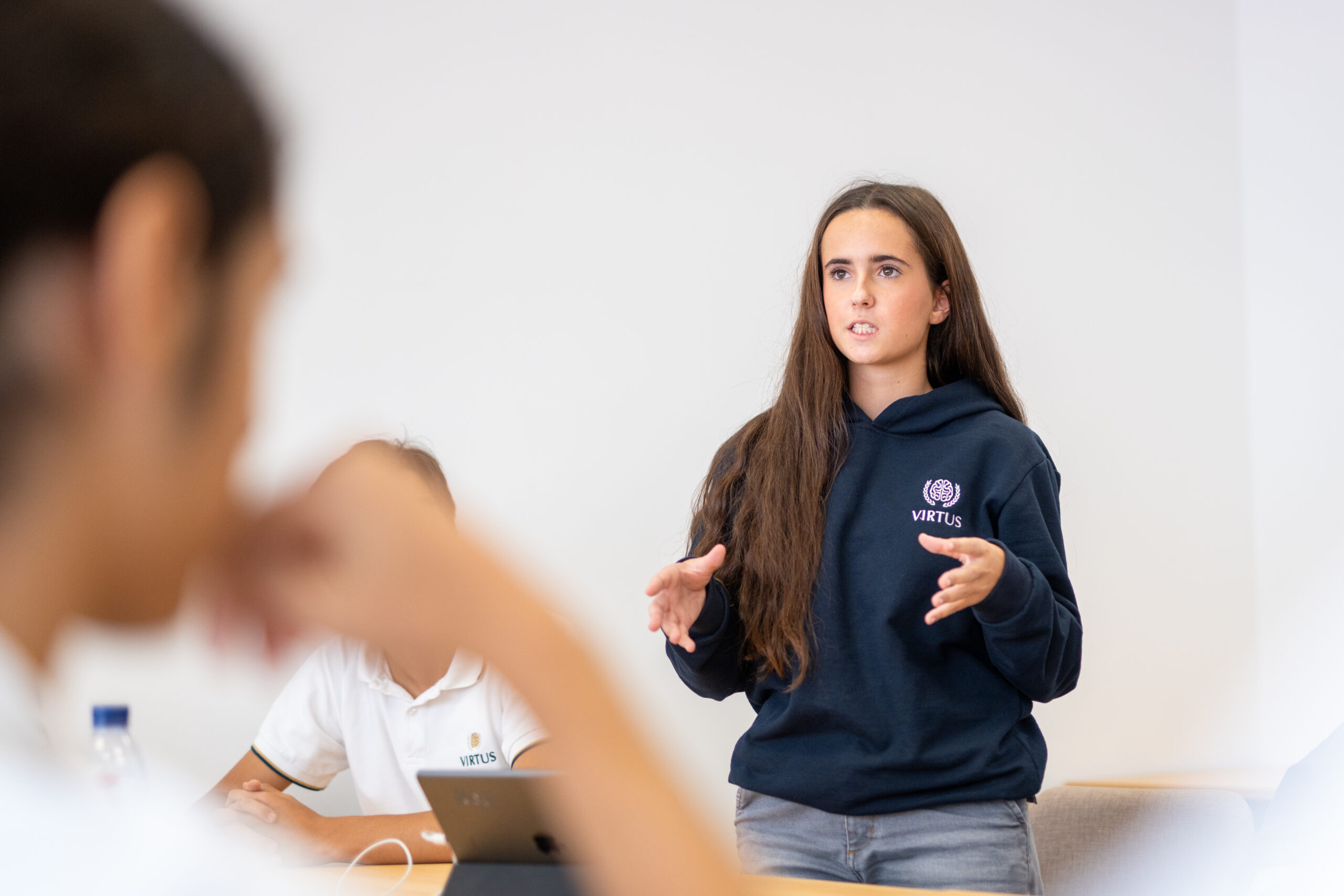 debate-escolar-oratoria-adolescentes